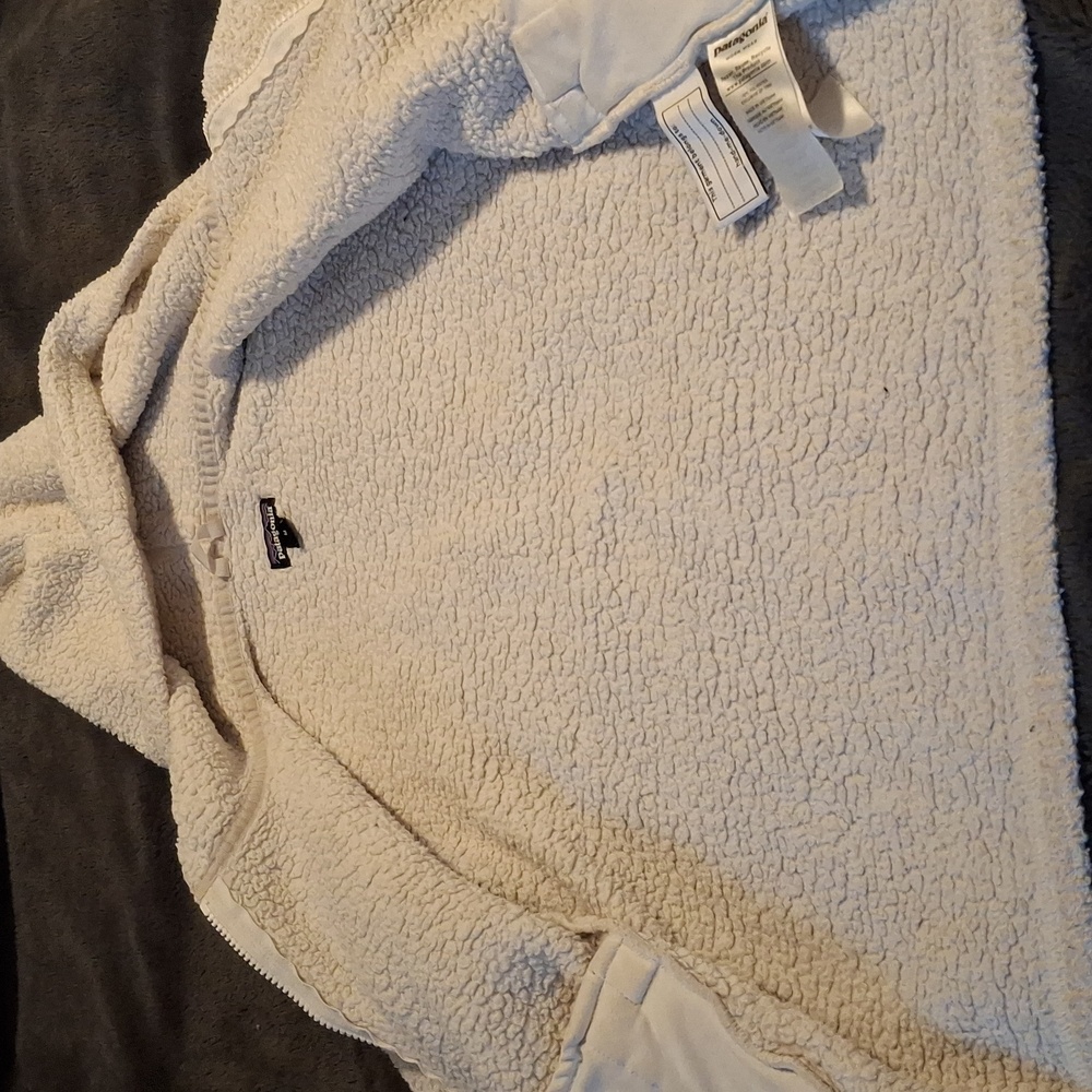 Girls Patagonia White Fleece Jacket - Picture 9 of 9